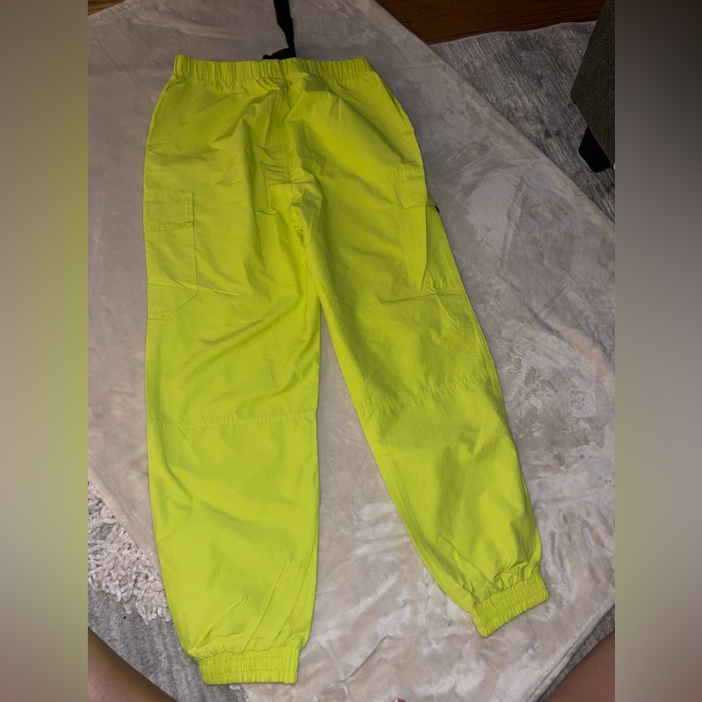 Utility Drawstring Joggers - Picture 7 of 7